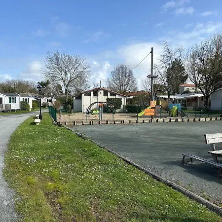 Mobil 6 Places Confort Kamp alanı *